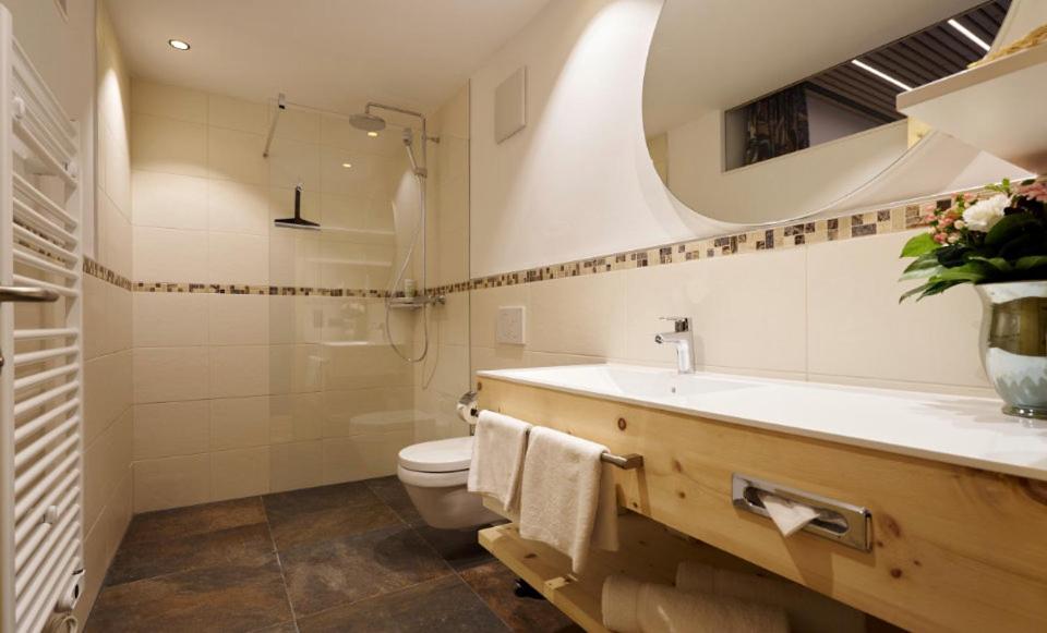 Hotel Venetblick Йерценс Экстерьер фото